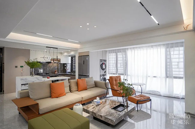 120㎡現(xiàn)代三居室，開放式廚房加島臺(tái)設(shè)計(jì)，這樣的橫廳布局真的很美好